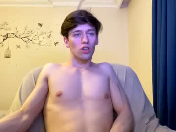 webcam man boy_with_a_joy live cam image #2232939