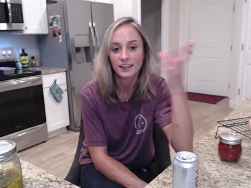 webcam girl holihurricane live cam image #12965140