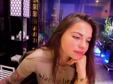 webcam girl alma_pearl live cam image #6365226