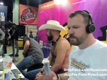 webcam man ryanlanders live cam image #2302584