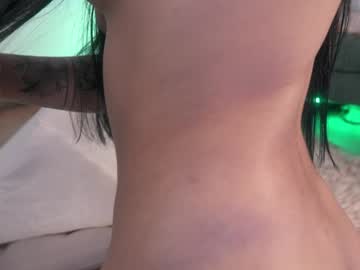 webcam girl nicdani_1 live cam image #10142020