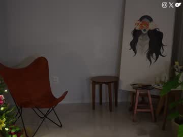 webcam girl tifalock_ live cam image #7853678