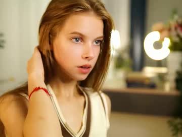 webcam girl sassy_girle live cam image #10583319
