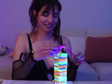 webcam girl lizmreow live cam image #12289772