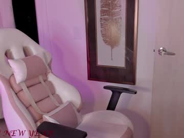 webcam girl scarlett__baker11 live cam image #11537476