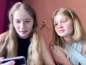 webcam couple angry_girl live cam image #4974114
