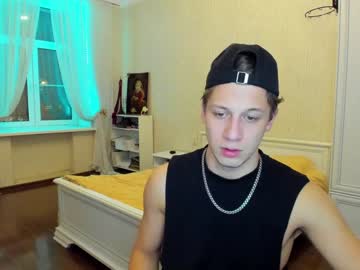 webcam man purple_gang live cam image #1258215