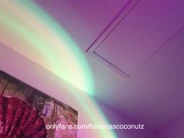 webcam girl bananascoconutz live cam image #5954546