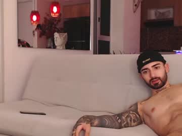 webcam man fratguysonline live cam image #8498129