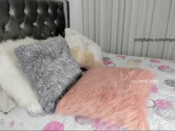 webcam girl camilagomezz live cam image #1364339