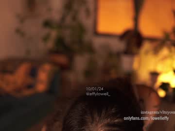 webcam girl effylowell_ live cam image #8200478