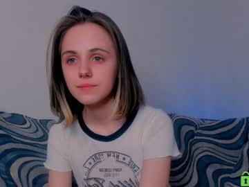 webcam girl melissiasnora live cam image #4365526