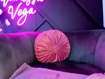 webcam girl vanessa_vega live cam image #5359498