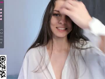 webcam girl peek_in_my_window live cam image #8067348