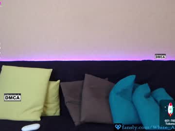webcam girl anna_bonbon live cam image #2375649