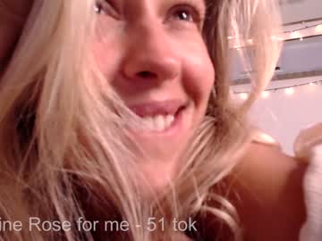 webcam girl sweetboobss1 live cam image #8553228
