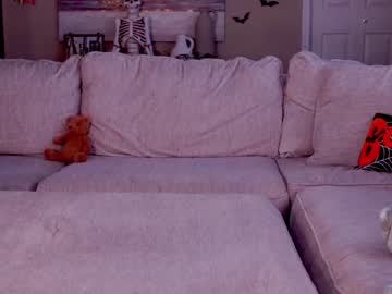 webcam girl innocentprovenguilty live cam image #7459613