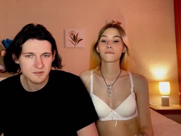 webcam couple sarah_kurt live cam image #6405232