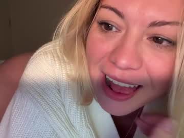 webcam girl kiradivine live cam image #11094378