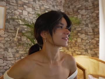 webcam girl urcutelinda live cam image #8601076