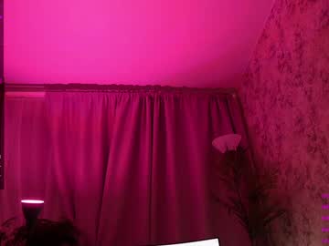 webcam girl kronniekray live cam image #2769549