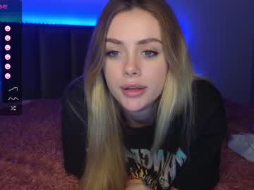 webcam girl sky_magic live cam image #8252625