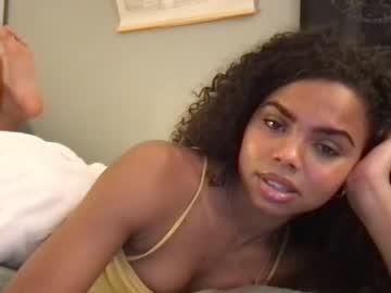webcam girl allsweetnpetite live cam image #1394682