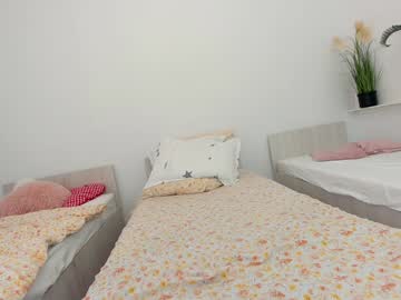 webcam girl ehotlovea live cam image #12795677