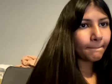 webcam girl xoxoaria25 live cam image #178649