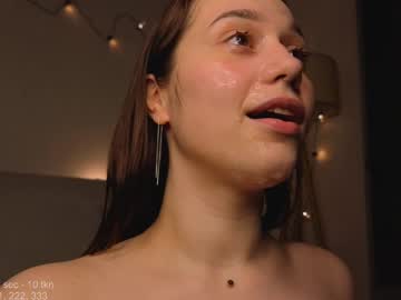 webcam girl heylixie_ live cam image #12480591