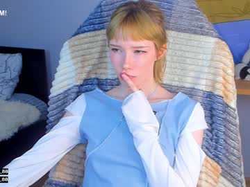 webcam girl littlething88 live cam image #2104288