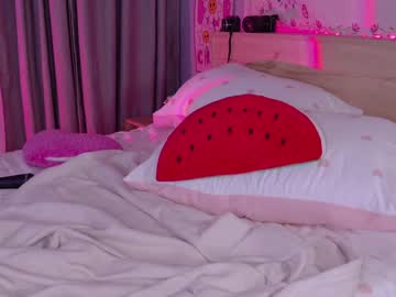 webcam girl kittenmoon_ live cam image #9146367