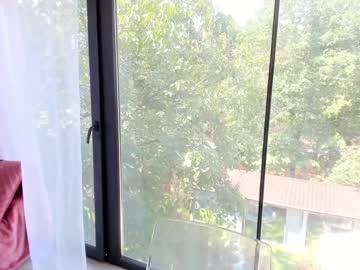 webcam girl sassyt33n live cam image #10073311
