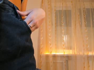 webcam girl amandamedrano live cam image #3857725