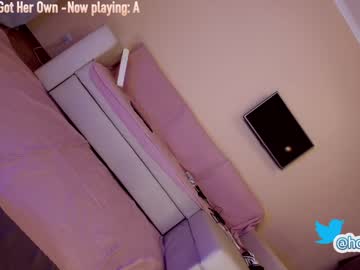 webcam girl hollyextra live cam image #3773157