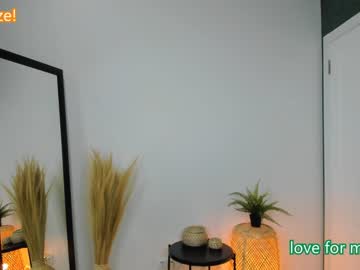 webcam girl jenny_ames live cam image #5604759