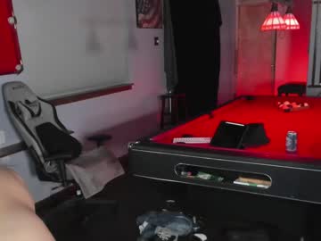 webcam couple derrick_and_brittany live cam image #11268517