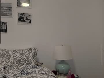 webcam girl classyceline live cam image #4084386