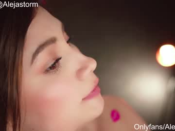 webcam girl alejastorm live cam image #4666687