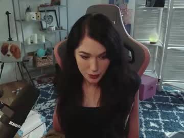 webcam girl evelynclaire live cam image #8256790