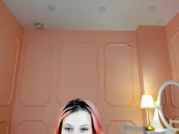 webcam girl pretty_girl_bella live cam image #4051556