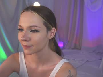 webcam girl kateuwugirl live cam image #7379514