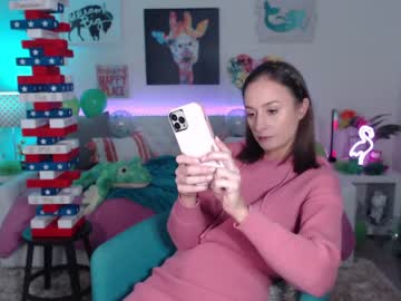 webcam girl holihurricane live cam image #5354011