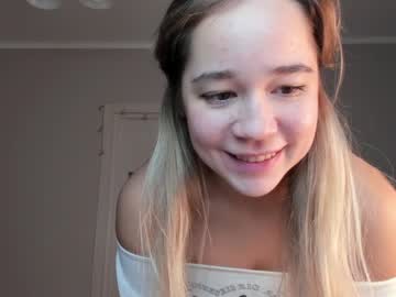 webcam girl kristyspiritedaway live cam image #7325938