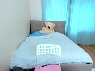 webcam girl yana_squrel_22 live cam image #3062637