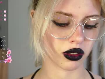 webcam girl audreycarvin live cam image #12523724
