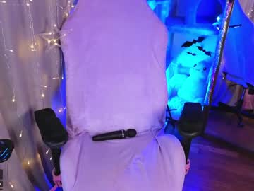 webcam girl _biscuitty live cam image #10122774