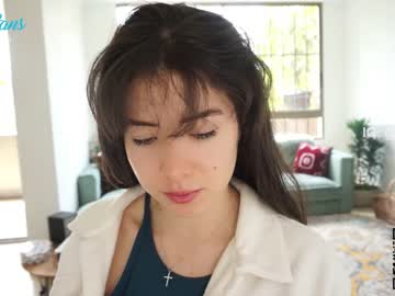 webcam girl soifiee live cam image #3180377