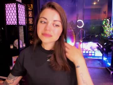 webcam girl alma_pearl live cam image #2840443