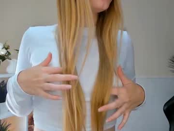 webcam girl maidabarfield live cam image #10183027